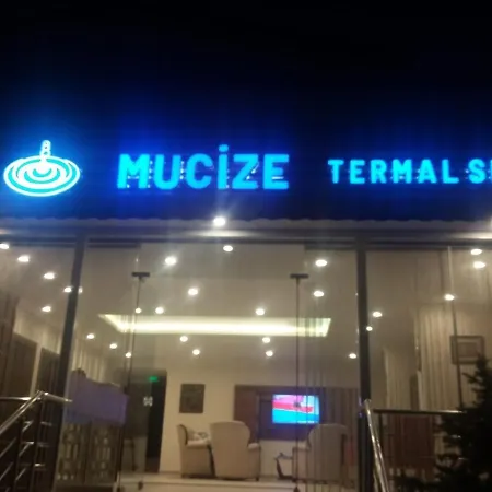 Mucize Termal ホテル